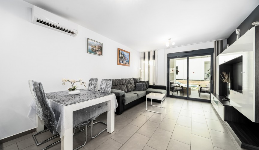 Alquiler a corto plazo - Apartment -
Orihuela Costa - La Zenia