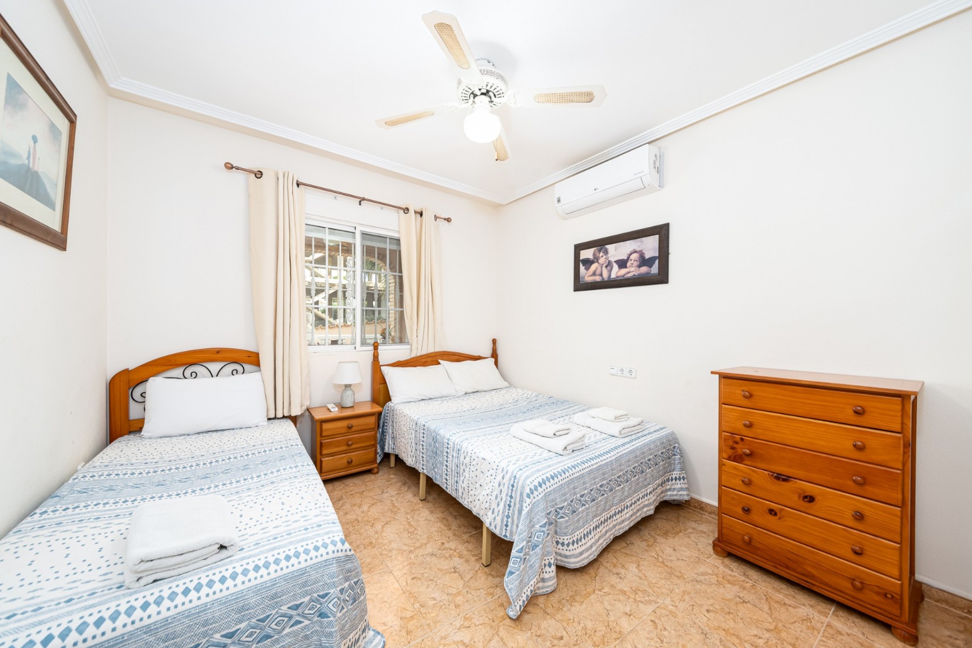 Alquiler a corto plazo - Chalet -
Orihuela Costa - La Zenia