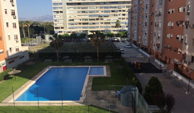 Apartment - Återförsäljning - Alicante - Costa Blanca