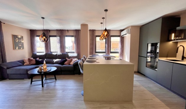 Apartment - Återförsäljning - Almoradí - Inland