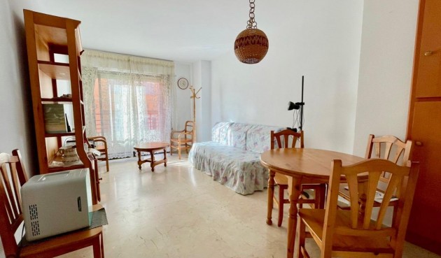 Apartment - Återförsäljning - Benidorm - Centro