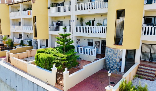 Apartment - Återförsäljning - Cabo Roig - Costa Blanca