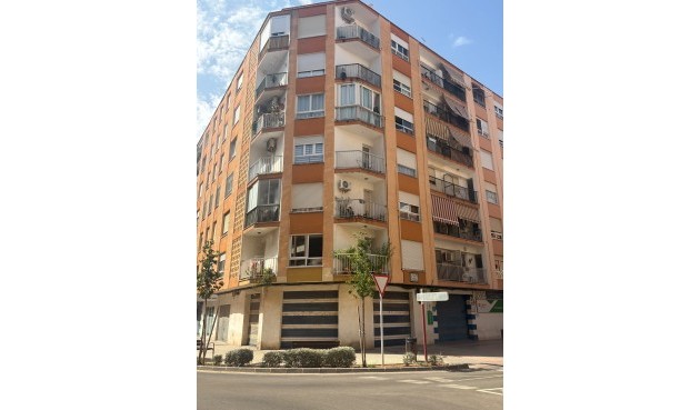 Apartment - Återförsäljning - Denia - Costa Blanca