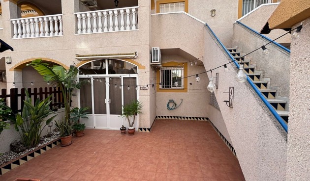 Apartment - Återförsäljning - Guardamar del Segura - Costa Blanca