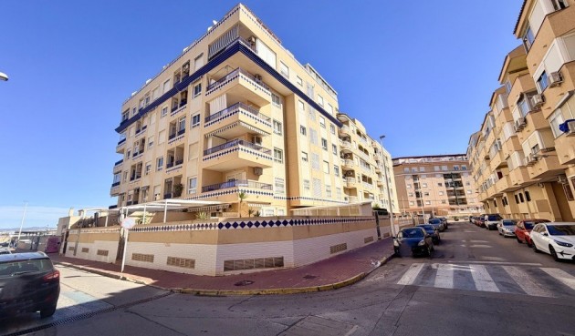 Apartment - Återförsäljning - Guardamar del Segura - Costa Blanca