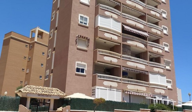 Apartment - Återförsäljning - Guardamar del Segura - Puerto