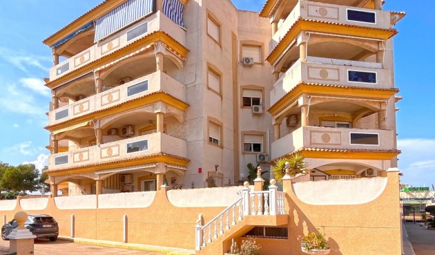 Apartment - Återförsäljning - Orihuela Costa - Costa Blanca