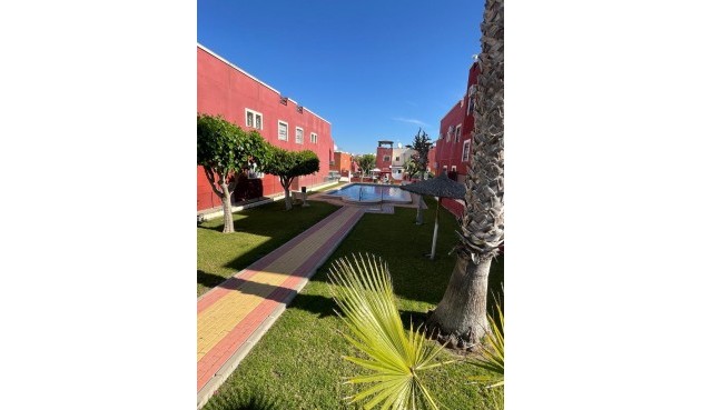 Apartment - Återförsäljning - Orihuela Costa - Costa Blanca