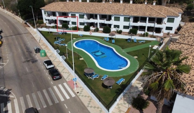 Apartment - Återförsäljning - Orihuela Costa - Costa Blanca