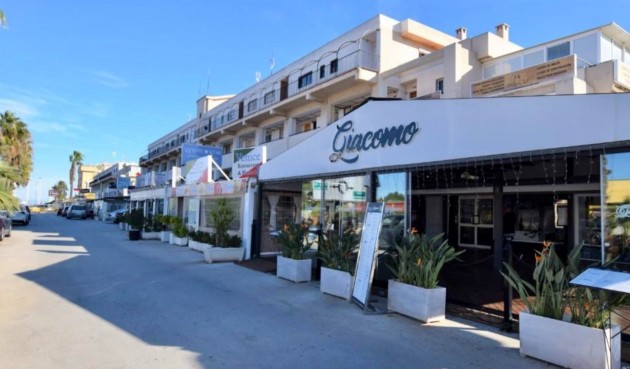 Apartment - Återförsäljning - Orihuela Costa - Costa Blanca