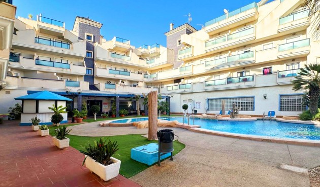 Apartment - Återförsäljning - Orihuela Costa - Costa Blanca