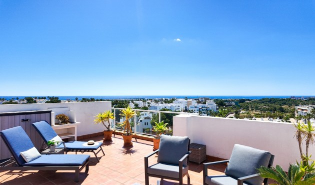 Apartment - Återförsäljning - Orihuela Costa - Costa Blanca
