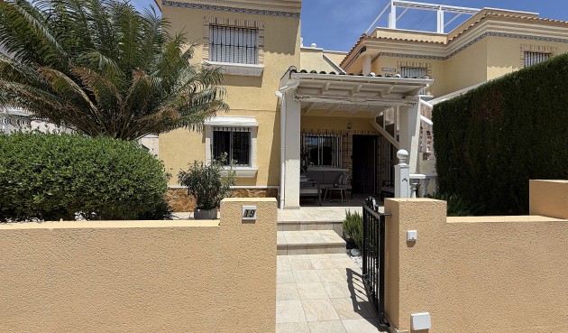 Apartment - Återförsäljning - Orihuela Costa - Costa Blanca