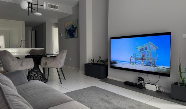 Apartment - Återförsäljning - Orihuela Costa - Las Filipinas