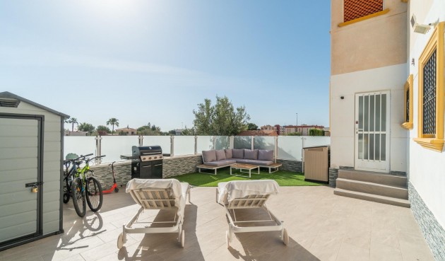 Apartment - Återförsäljning - Orihuela Costa - Lomas de Cabo Roig