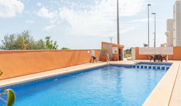 Apartment - Återförsäljning - Orihuela Costa - Los Dolses