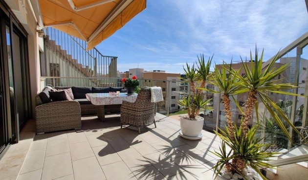 Apartment - Återförsäljning - Orihuela Costa - Montezenia