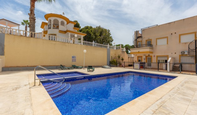Apartment - Återförsäljning - Orihuela - Inland
