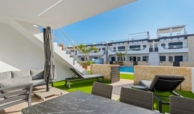 Apartment - Återförsäljning - Punta Prima - Costa Blanca