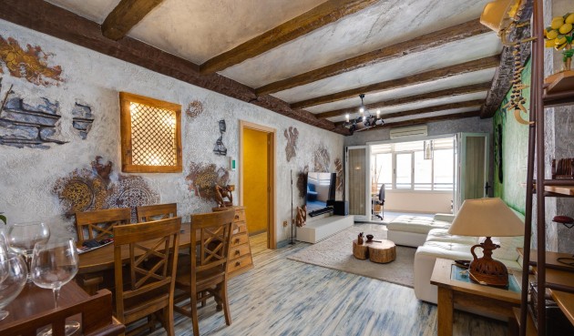 Apartment - Återförsäljning - Torrevieja - Acequion