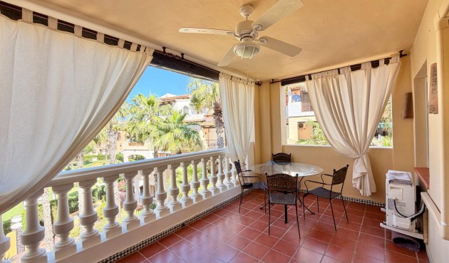 Apartment - Återförsäljning - Torrevieja - Aldea Del Mar