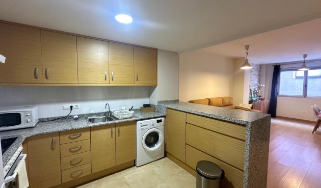 Apartment - Återförsäljning - Torrevieja - BO-47896