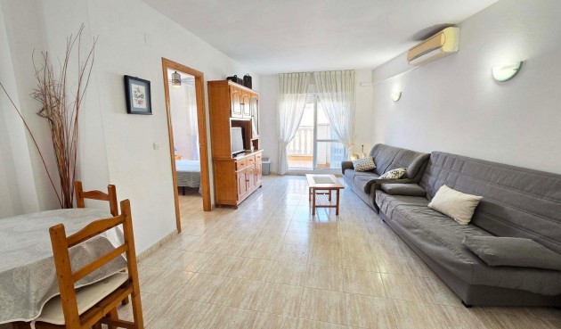 Apartment - Återförsäljning - Torrevieja - Centro