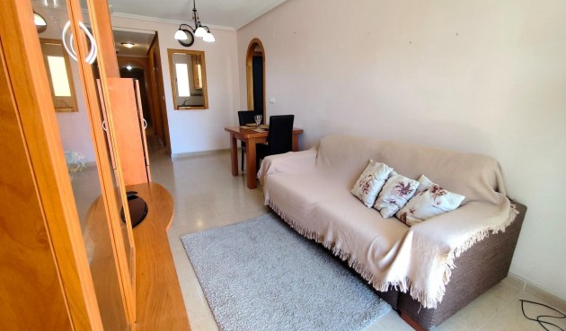 Apartment - Återförsäljning - Torrevieja - Centro