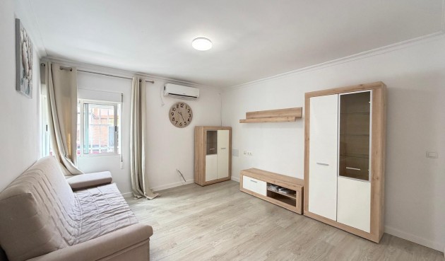 Apartment - Återförsäljning - Torrevieja -
                Centro
