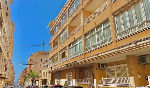 Apartment - Återförsäljning - Torrevieja - Costa Blanca