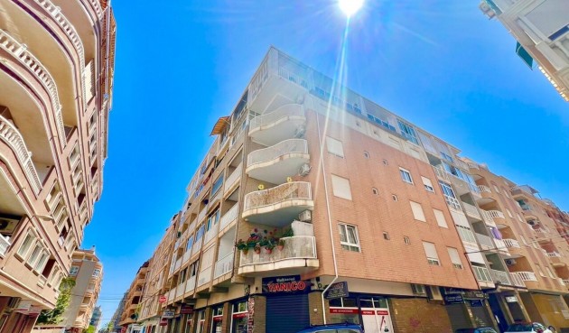 Apartment - Återförsäljning - Torrevieja - Costa Blanca