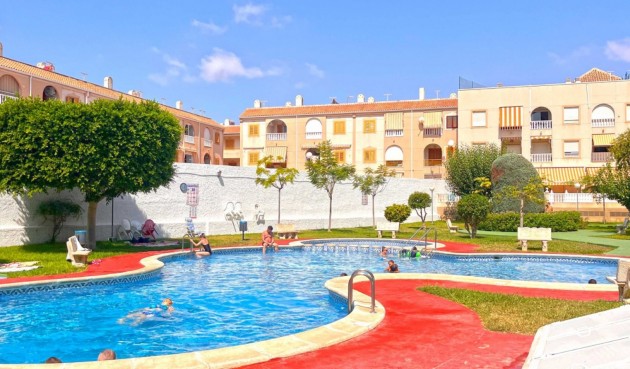 Apartment - Återförsäljning - Torrevieja - Costa Blanca