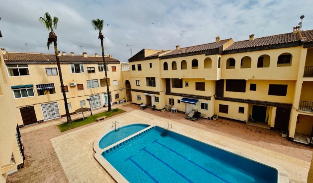 Apartment - Återförsäljning - Torrevieja - Costa Blanca