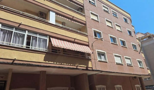 Apartment - Återförsäljning - Torrevieja - Costa Blanca