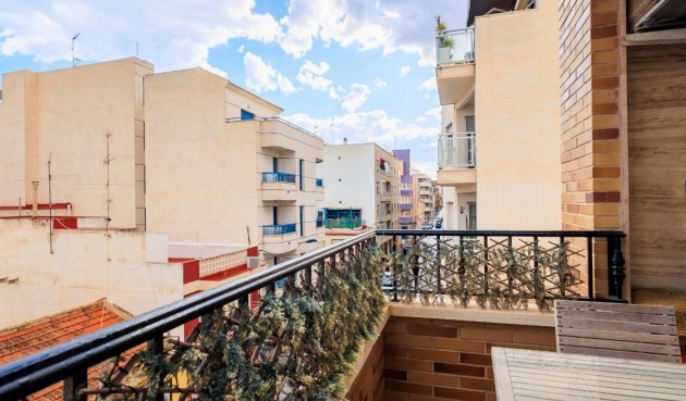 Apartment - Återförsäljning - Torrevieja - Costa Blanca