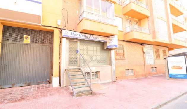 Apartment - Återförsäljning - Torrevieja - Costa Blanca