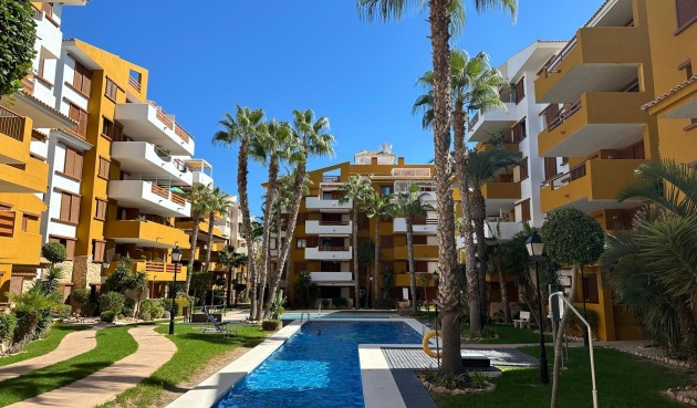 Apartment - Återförsäljning - Torrevieja - Costa Blanca