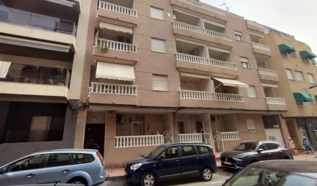 Apartment - Återförsäljning - Torrevieja - Costa Blanca