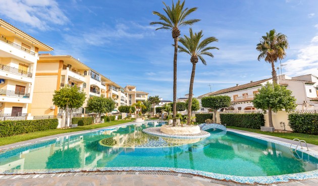 Apartment - Återförsäljning - Torrevieja - Costa Blanca