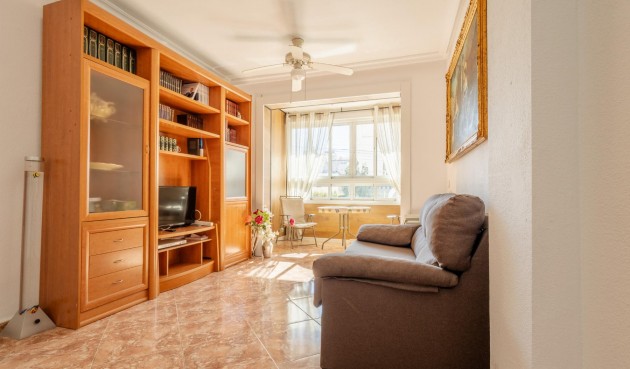 Apartment - Återförsäljning - Torrevieja - Costa Blanca