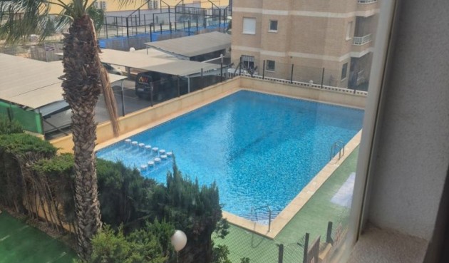 Apartment - Återförsäljning - Torrevieja - Costa Blanca