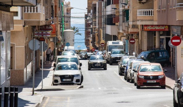 Apartment - Återförsäljning - Torrevieja - Costa Blanca