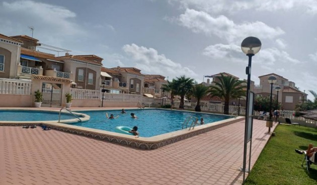 Apartment - Återförsäljning - Torrevieja - Costa Blanca