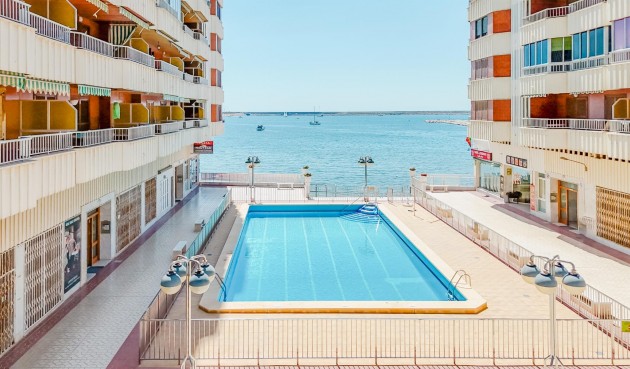 Apartment - Återförsäljning - Torrevieja - Costa Blanca