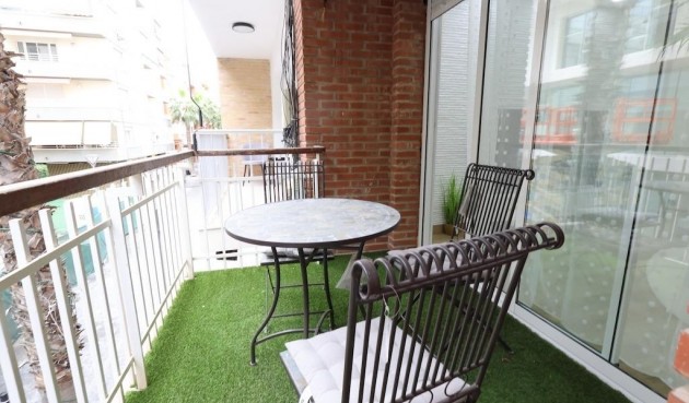 Apartment - Återförsäljning - Torrevieja - Costa Blanca