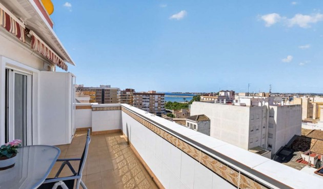 Apartment - Återförsäljning - Torrevieja - Costa Blanca