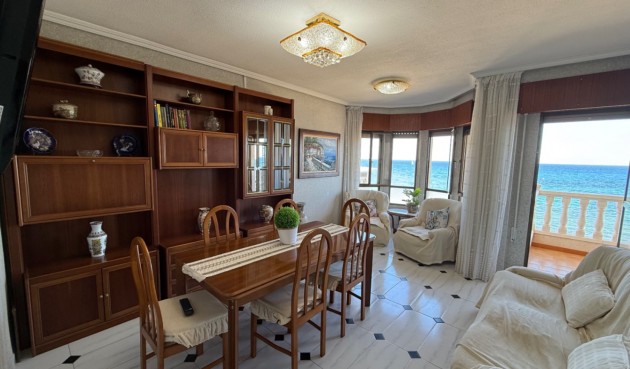 Apartment - Återförsäljning - Torrevieja - Costa Blanca