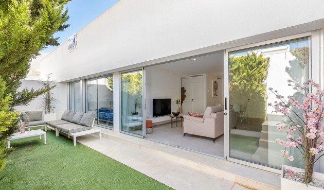 Apartment - Återförsäljning - Torrevieja - Costa Blanca