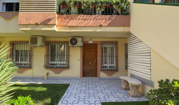 Apartment - Återförsäljning - Torrevieja - Costa Blanca