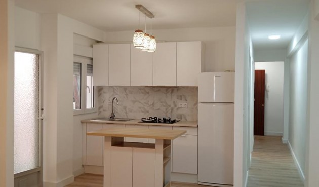 Apartment - Återförsäljning - Torrevieja - El Molino